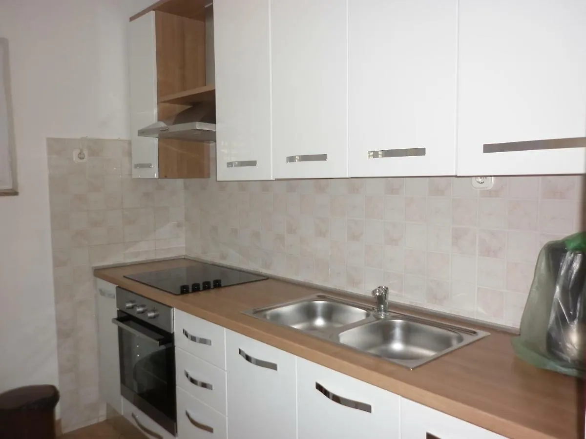 Apartments Gojka Miocevic 0*, Biograd Na Moru Croatia