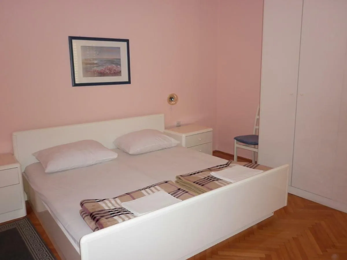 Apartments Gojka Miocevic 0*, Biograd Na Moru