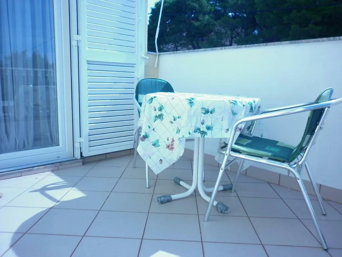 Apartments Gojka Miocevic Biograd Na Moru
