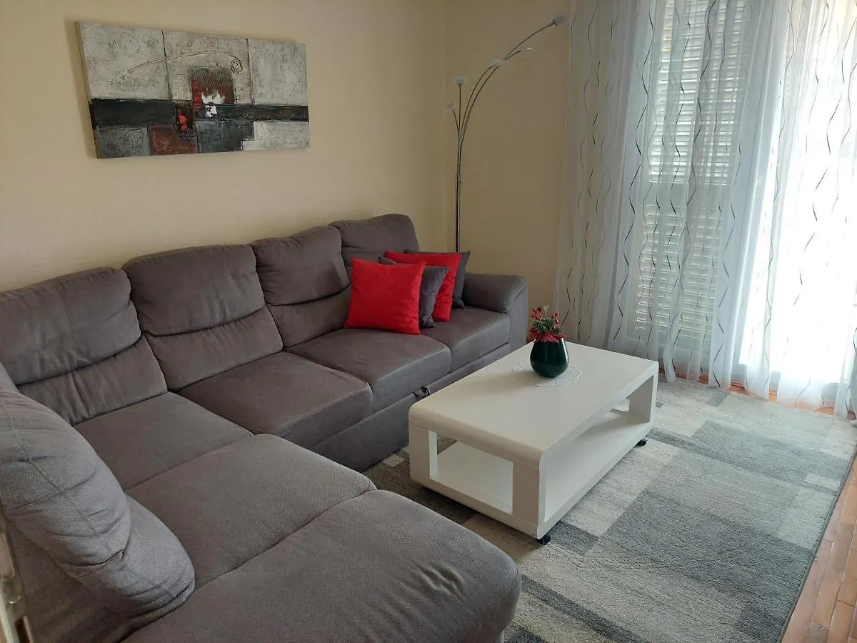 Apartments Gojka Miocevic Biograd Na Moru